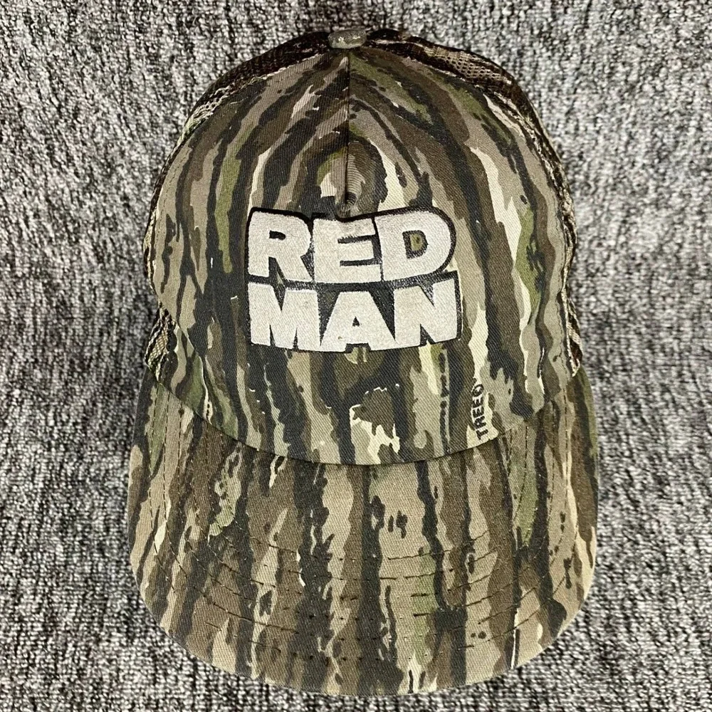 Vintage Red Man Tobacco Hat Camo Trucker TreBark Camouflage Mesh Cap VTG